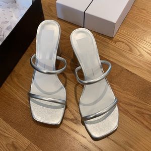 Dolce Vita - Silver Leather - Noles Sandals 9.5
